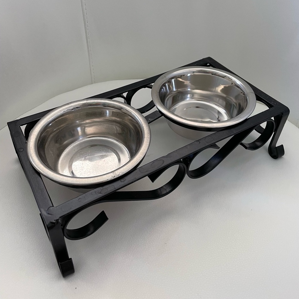 Dog Bowls and stand